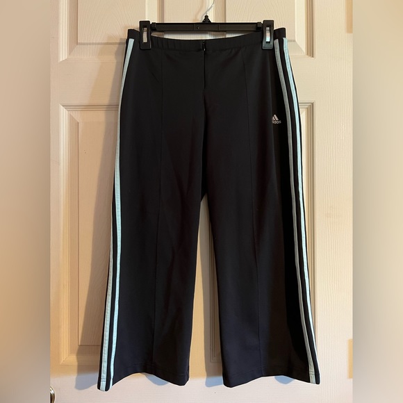 Adidas Climalite athletic capris, size medium, navy with aqua stripe - Picture 1 of 6